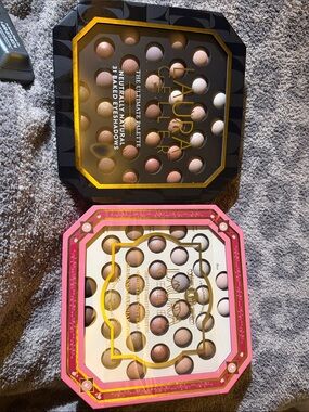 2 Laura Geller Eyeshadow The Ultimate Palettes